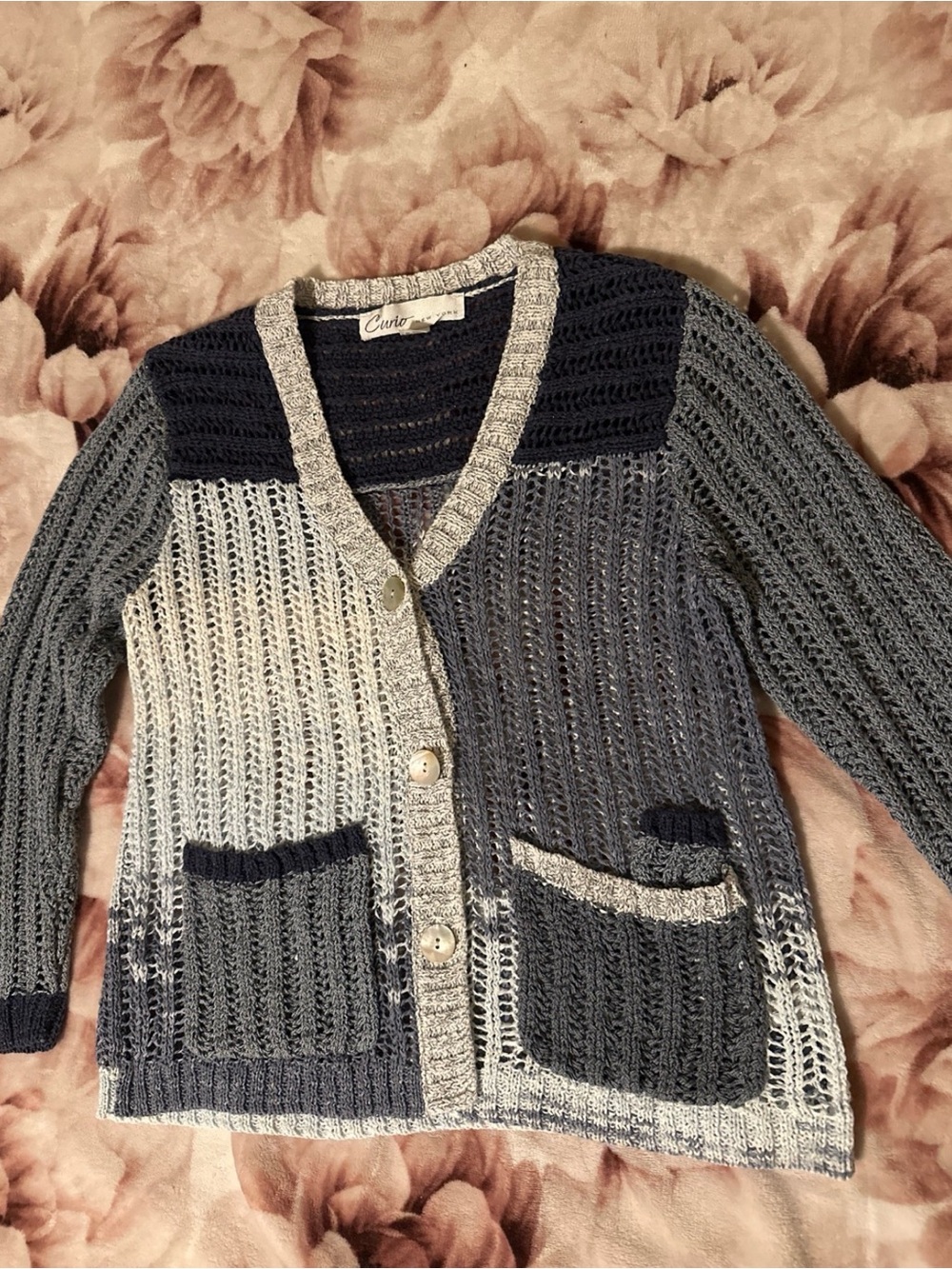 Curio New York Chunky Knit Navy and Grey Women’s sweater